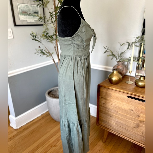 GAP Tie-Front Tiered Maxi Dress, NWT - Picture 7 of 9